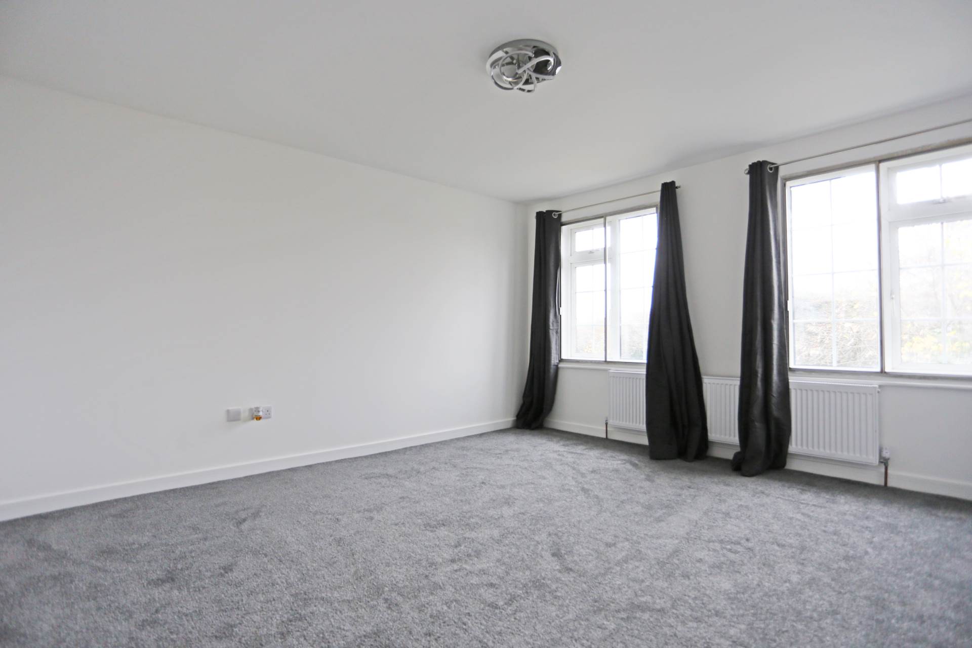 Lansbury Avenue, Chadwell Heath, Romford, RM6, Image 9