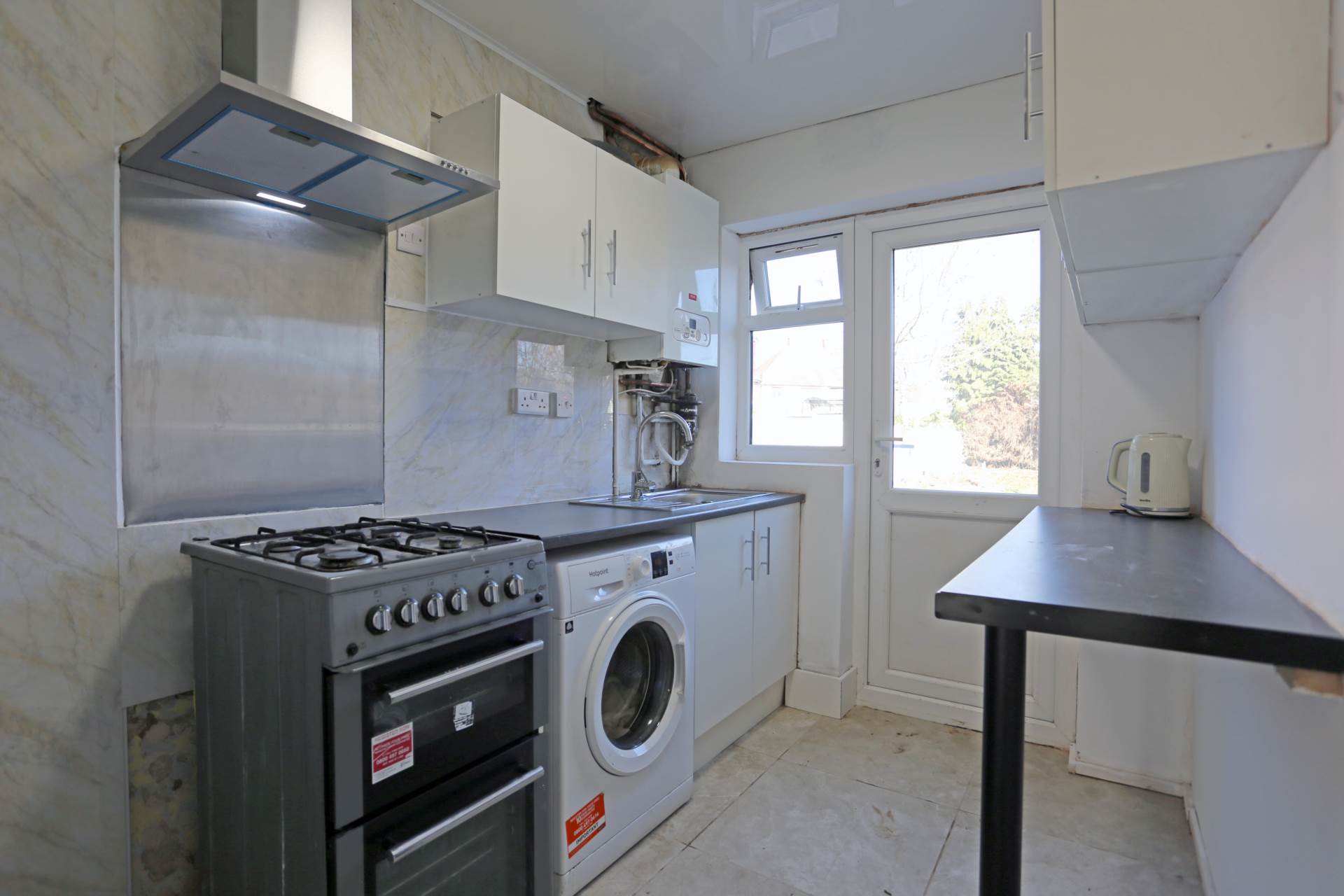 Dagenham Road, Romford, Image 4