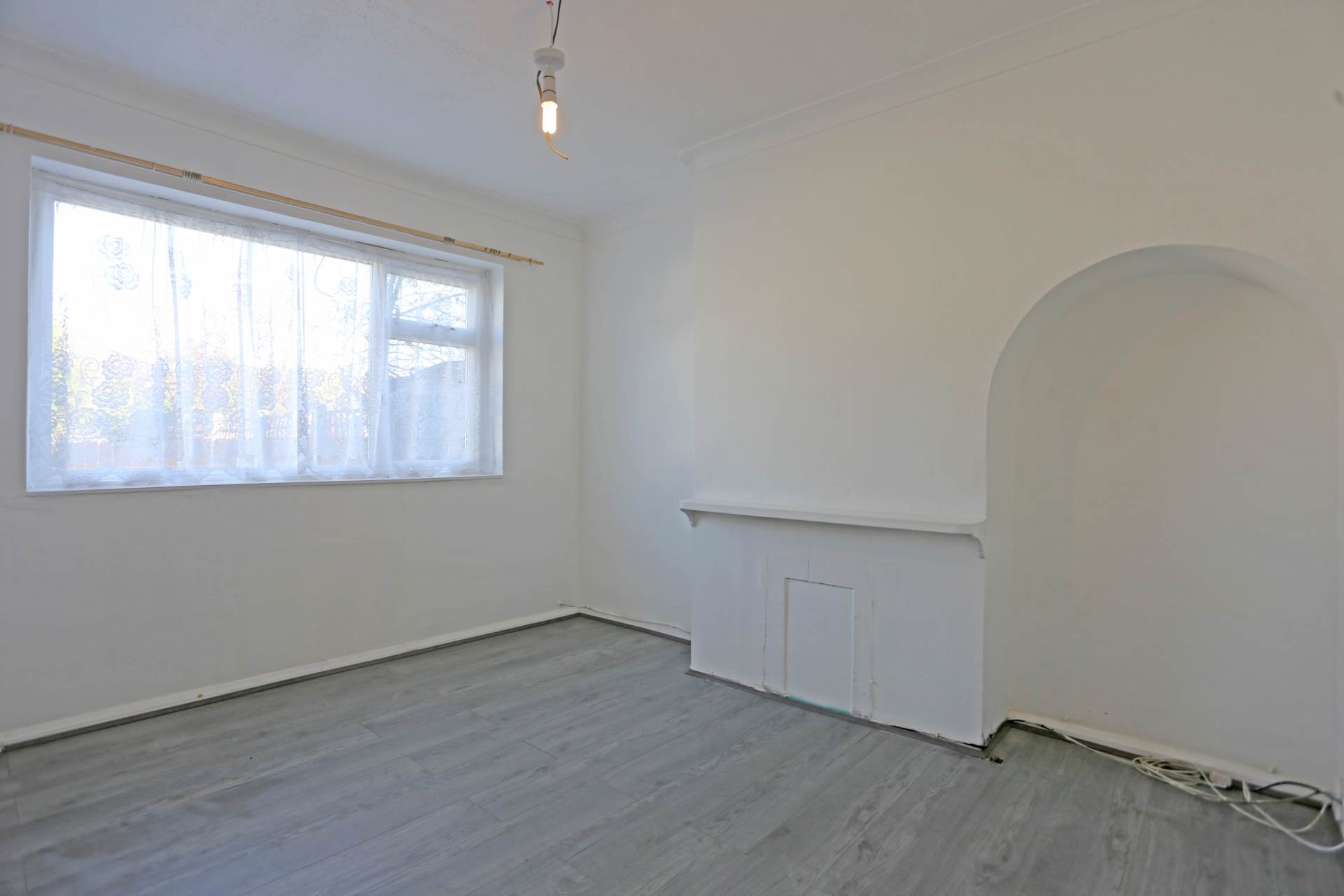 Dagenham Road, Romford, Image 5