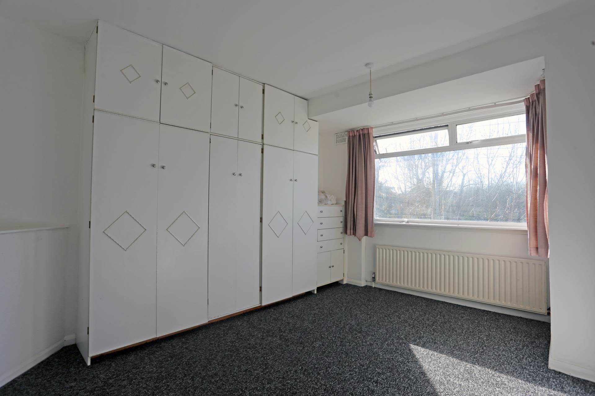 Dagenham Road, Romford, Image 6