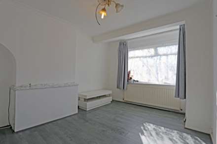 Dagenham Road, Romford, Image 2