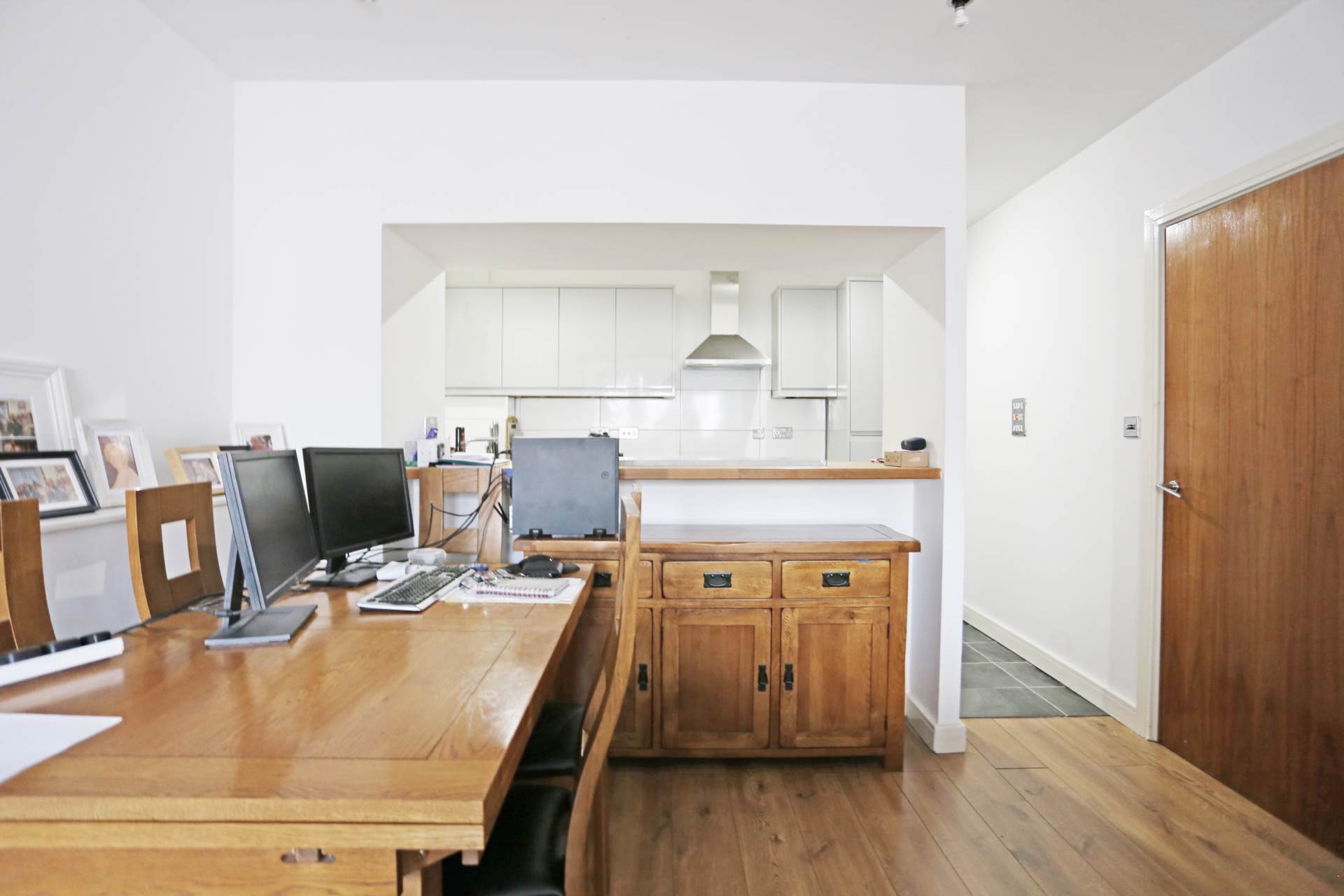 High Road, Chadwell Heath, Romford, RM6, Image 3