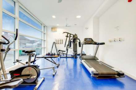 High Road, Chadwell Heath, Romford, RM6, Image 15