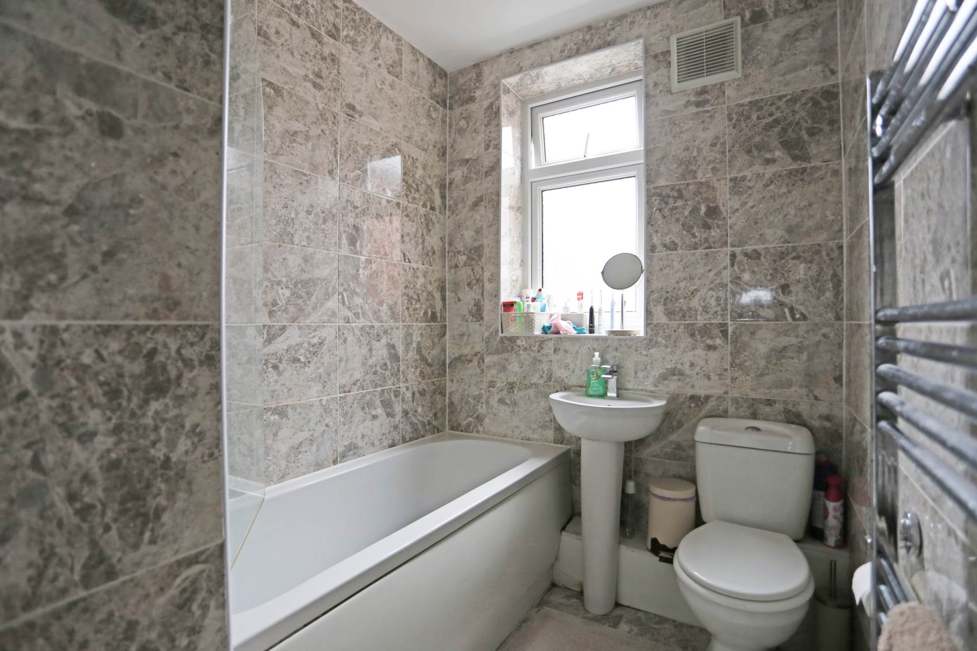 Osborne Road, Dagenham, RM9, Image 10