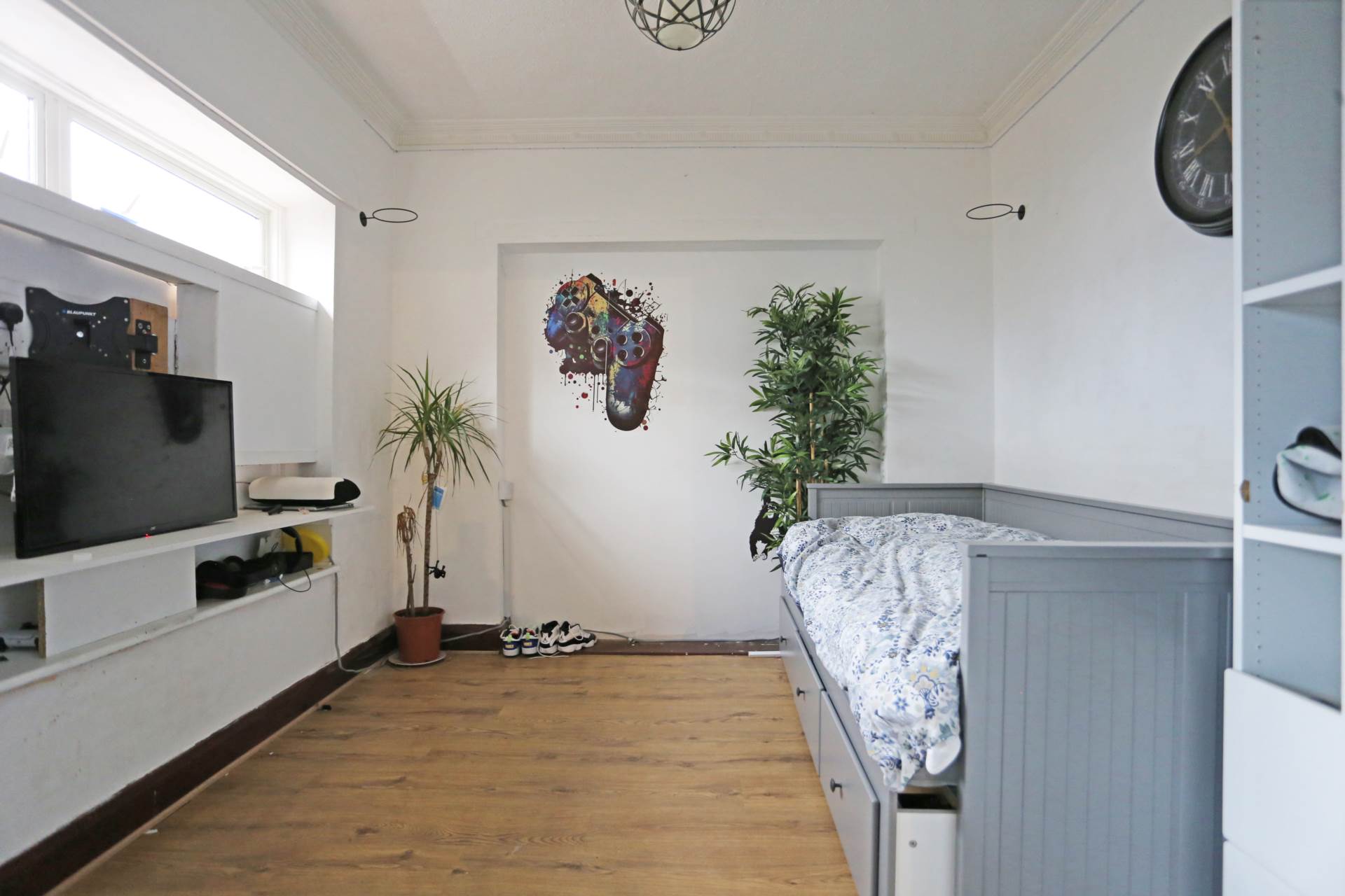 Hamlet Road, Collier Row, RM5, Image 15