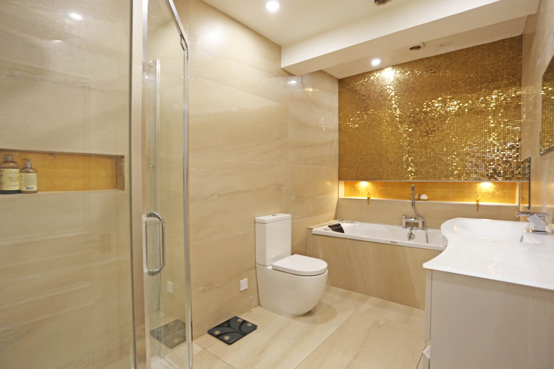 Hamlet Road, Collier Row, RM5, Image 19