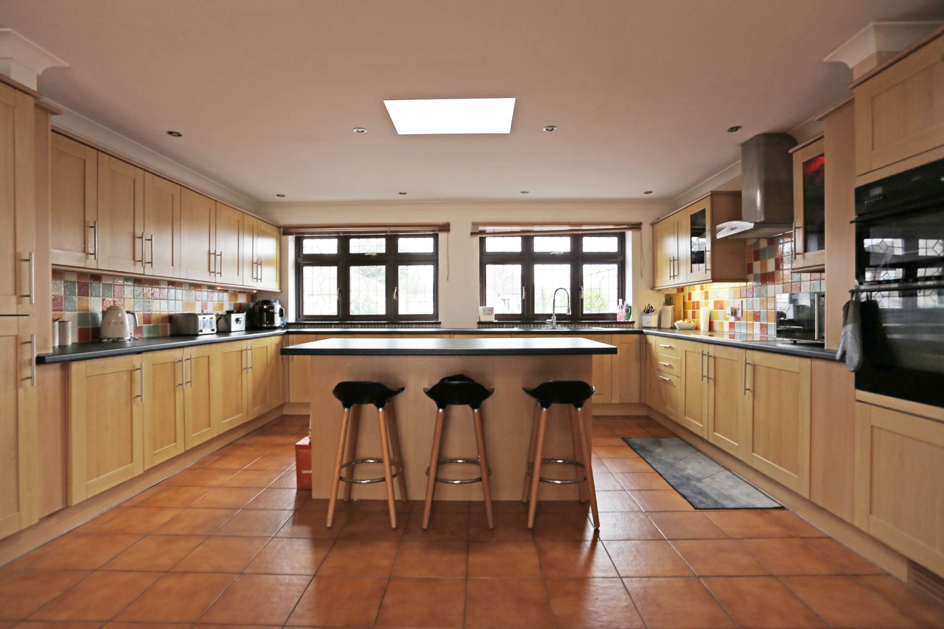 Hamlet Road, Collier Row, RM5, Image 2