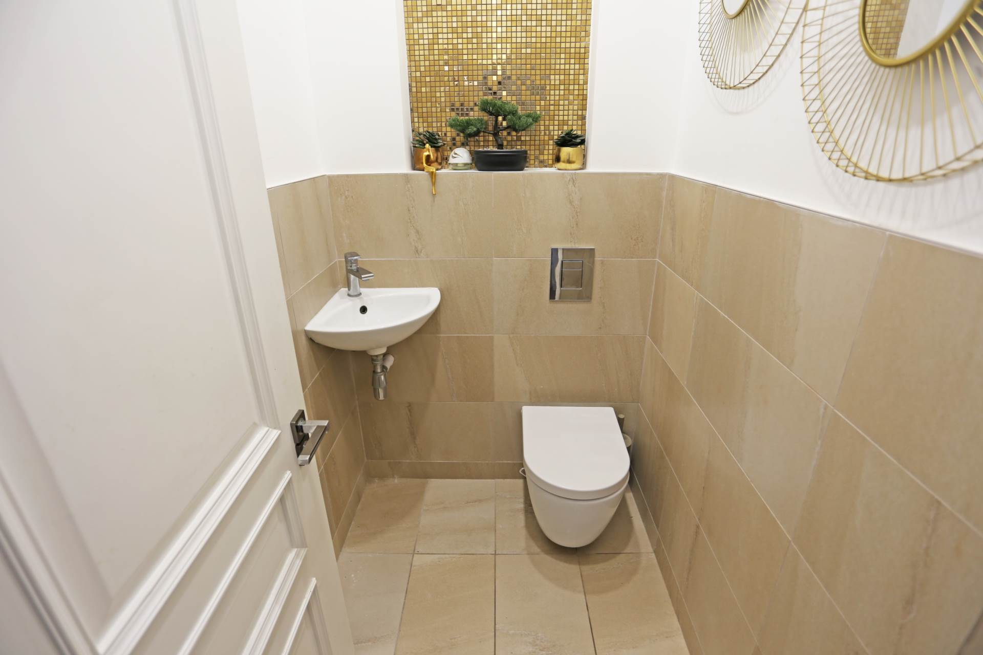 Hamlet Road, Collier Row, RM5, Image 20