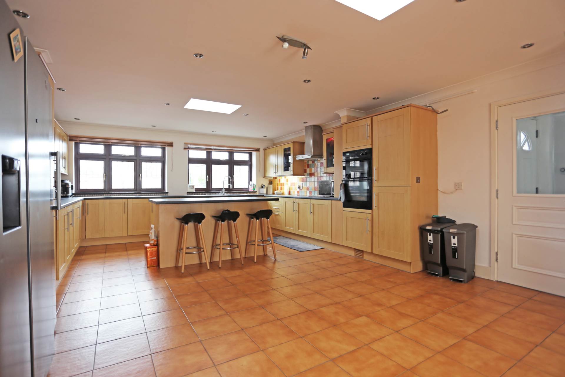 Hamlet Road, Collier Row, RM5, Image 3