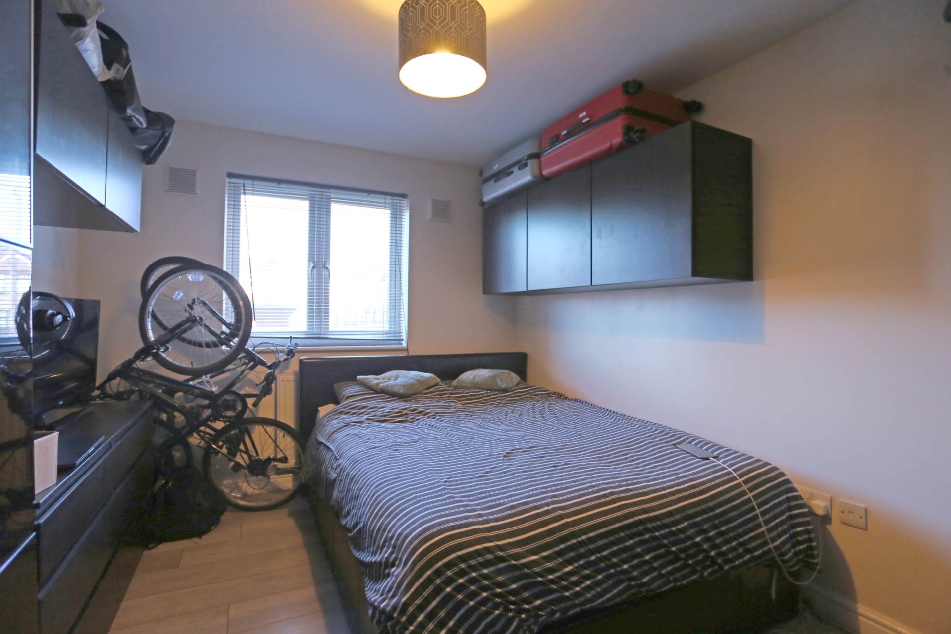 Arterial Avenue, Rainham, Image 5