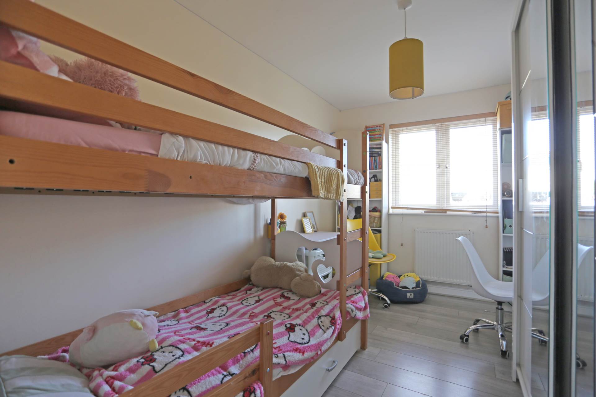 Arterial Avenue, Rainham, Image 6