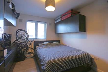 Arterial Avenue, Rainham, Image 5