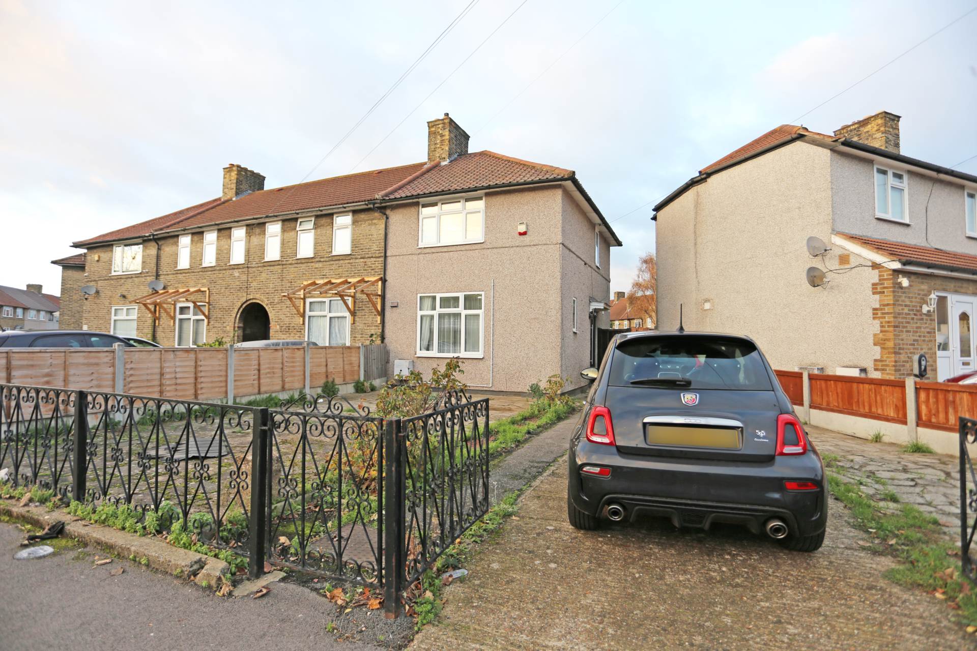Chaplin Road, Dagenham, RM9, Image 1