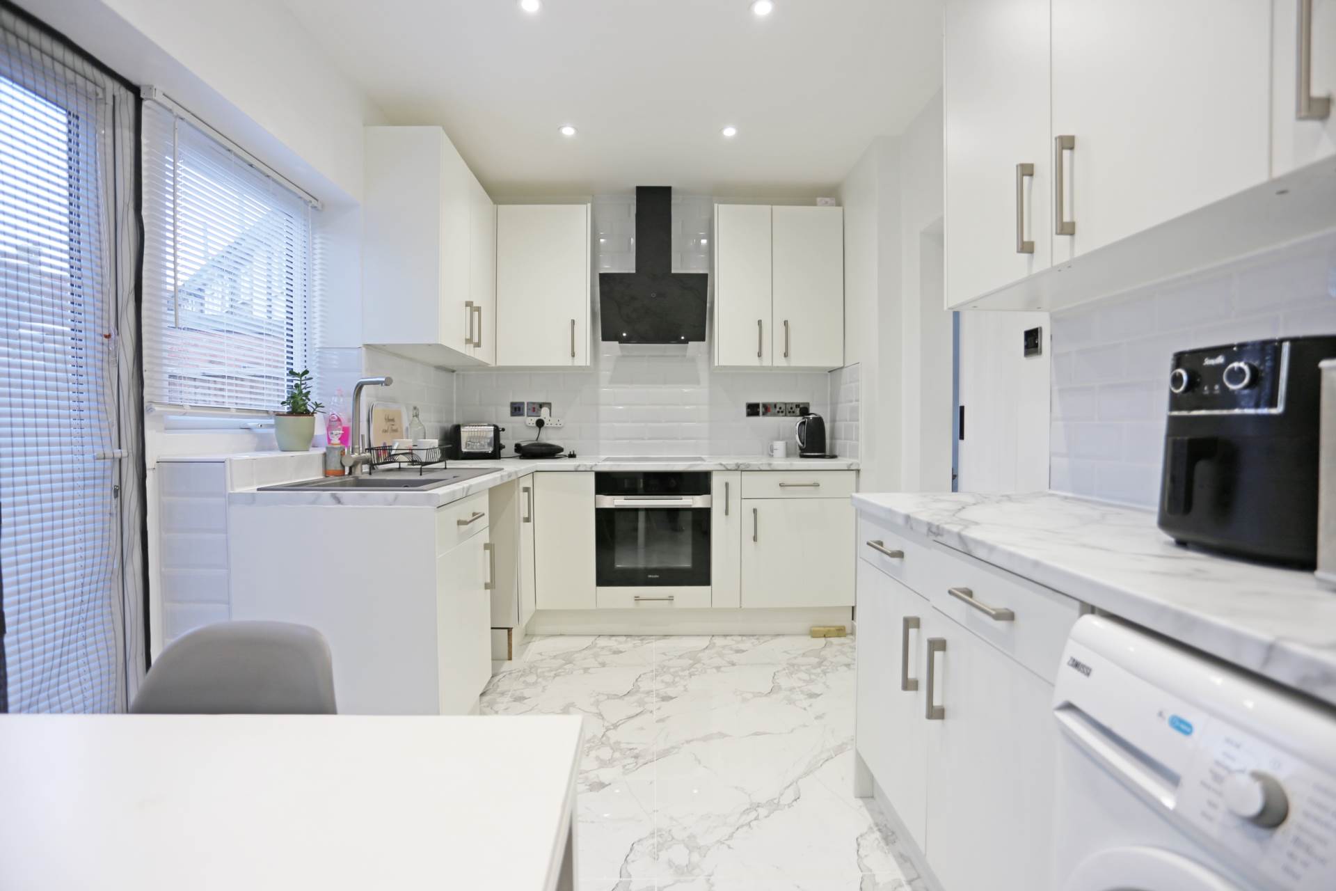 Chaplin Road, Dagenham, RM9, Image 2