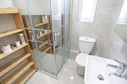 Chaplin Road, Dagenham, RM9, Image 8