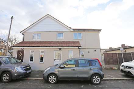 Property For Rent Sterry Gardens, Dagenham