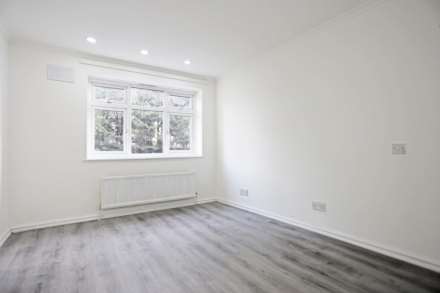 St Matthews Close, Rainham, RM13, Image 7