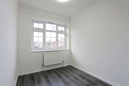 St Matthews Close, Rainham, RM13, Image 9