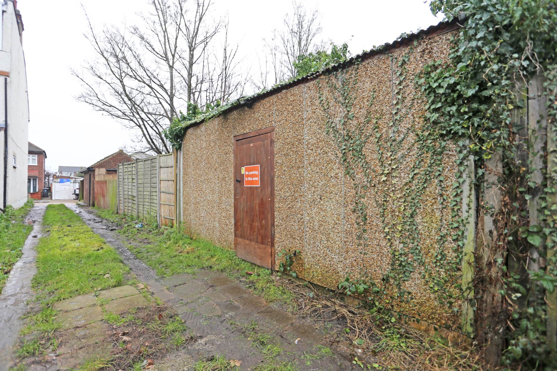 High Road, Chadwell Heath, RM6, Image 12