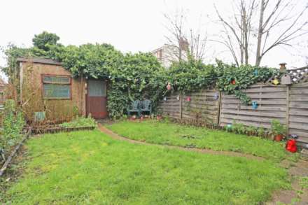 High Road, Chadwell Heath, RM6, Image 11