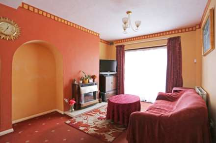 High Road, Chadwell Heath, RM6, Image 3