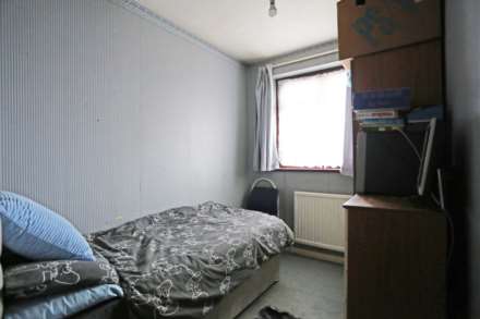 High Road, Chadwell Heath, RM6, Image 8