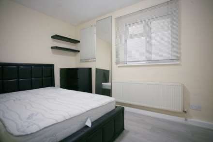 Kingsland Road, Dalston, London, E8, Image 3