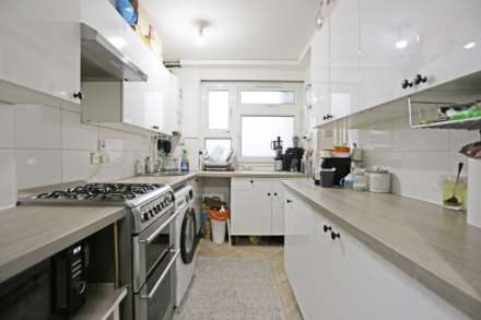 Mansford Street, Blythendale House, London, E2, Image 3