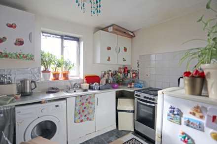 Greenslade Road, Barking, Image 3