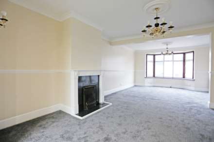 Kenneth Road, Chadwell Heath, RM6, Image 6