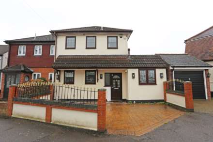 Property For Rent Hazelmere Gardens, Hornchurch