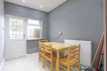 Hazelmere Gardens, Hornchurch, RM11, Image 4