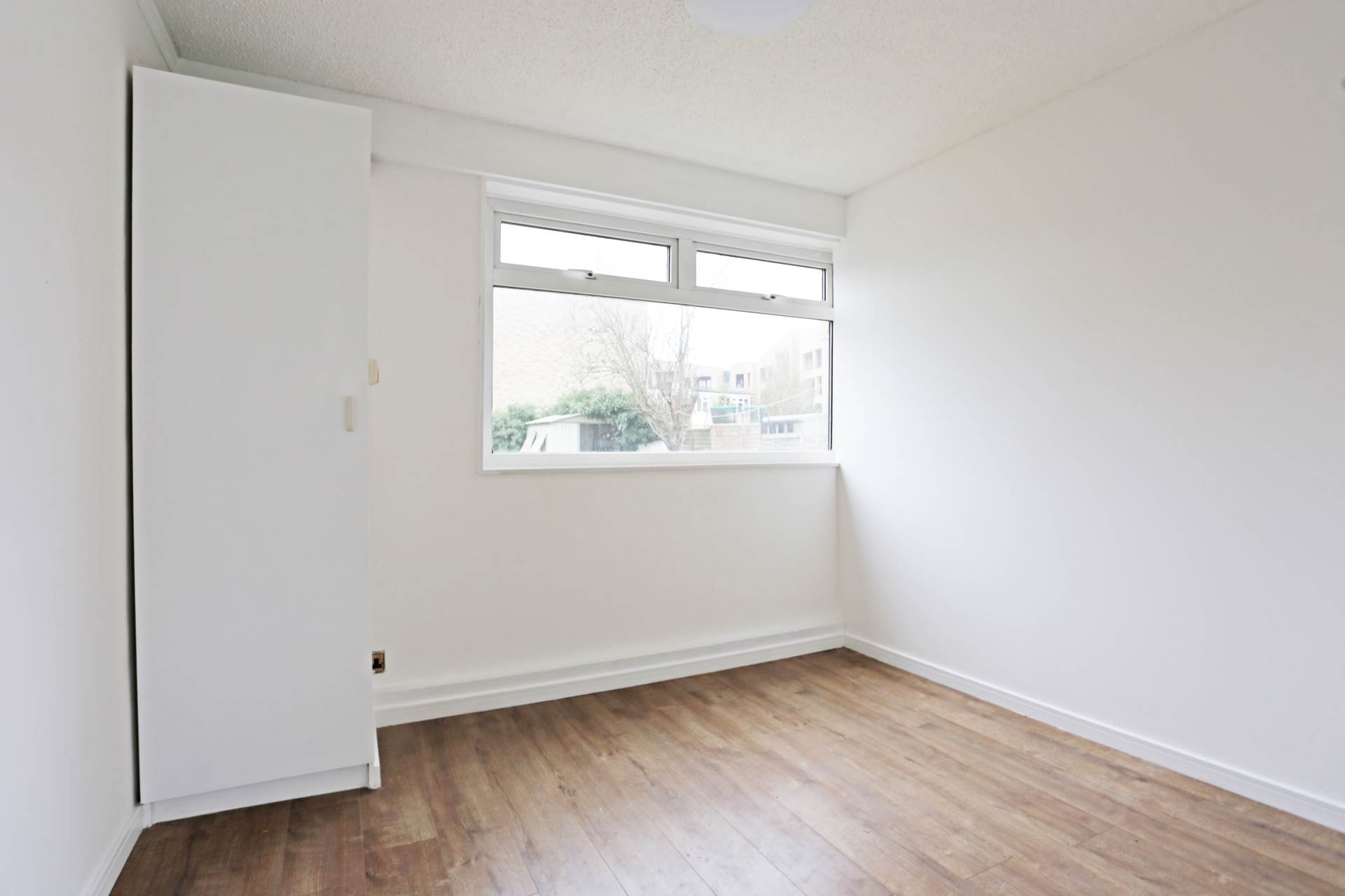 Durban Gardens, Dagenham, RM10, Image 7