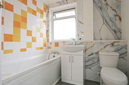 Durban Gardens, Dagenham, RM10, Image 11