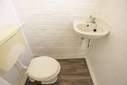 Durban Gardens, Dagenham, RM10, Image 12