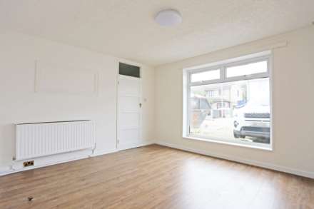Durban Gardens, Dagenham, RM10, Image 5