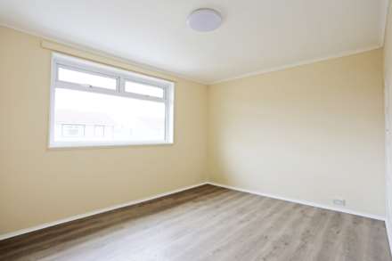 Durban Gardens, Dagenham, RM10, Image 8