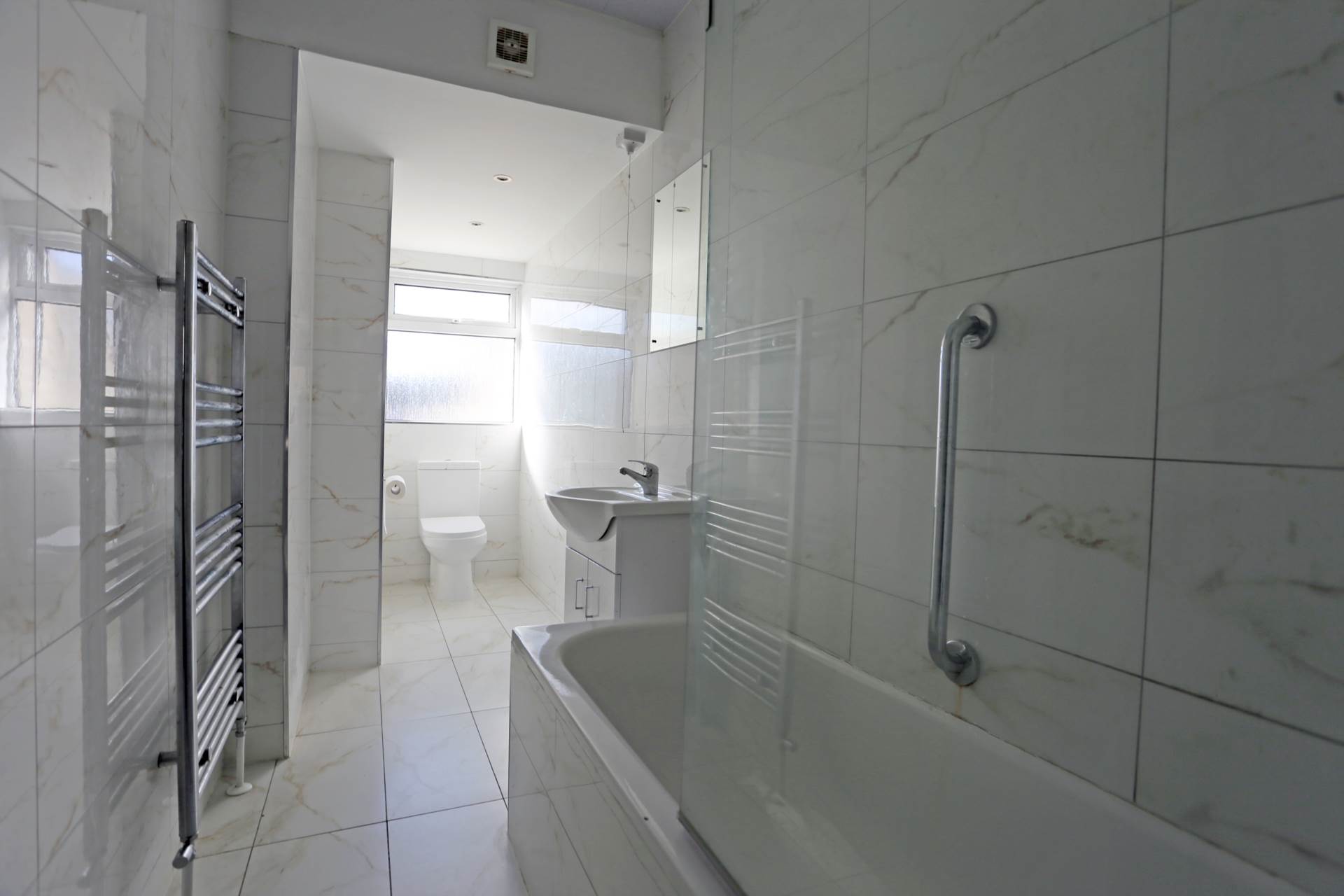 Sunningdale Road, Rainham, Image 11