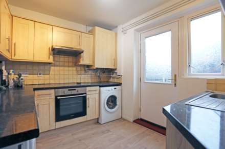 Woodward Road, Dagenham, RM9, Image 2