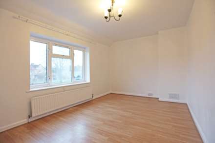 Woodward Road, Dagenham, RM9, Image 4