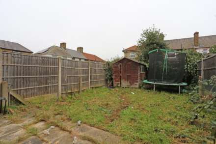 Woodward Road, Dagenham, RM9, Image 7