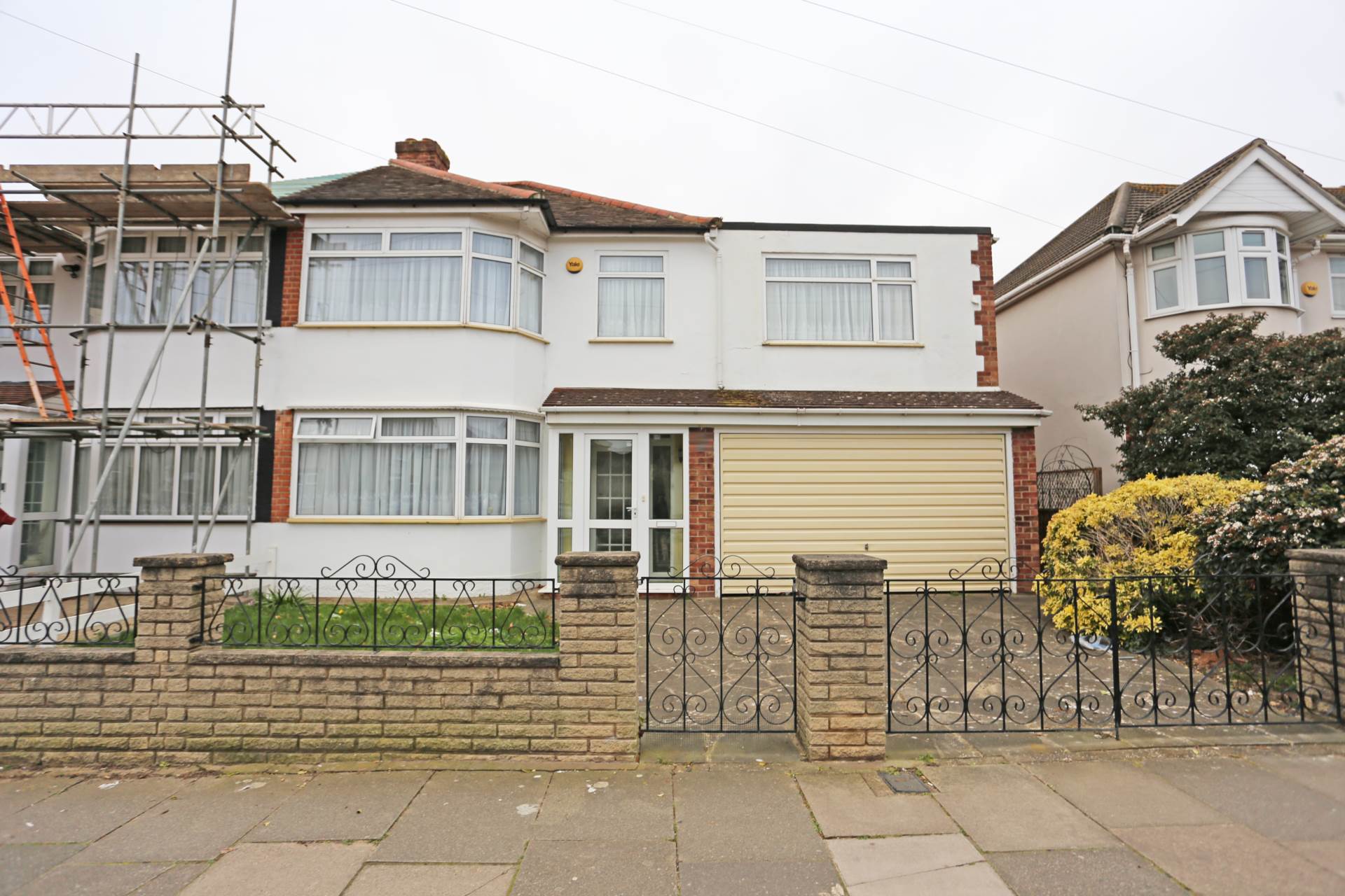 Gordon Road, Chadwell Heath, RM6, Image 1