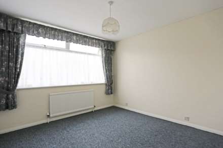 Gordon Road, Chadwell Heath, RM6, Image 10