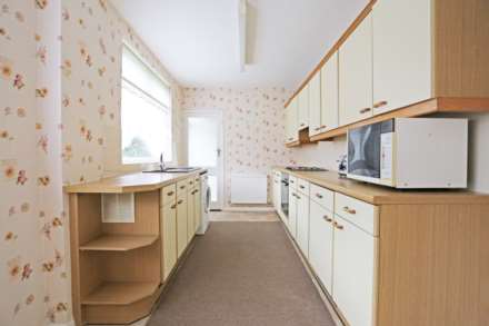 Gordon Road, Chadwell Heath, RM6, Image 2