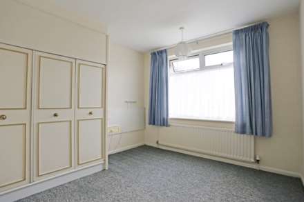 Gordon Road, Chadwell Heath, RM6, Image 9