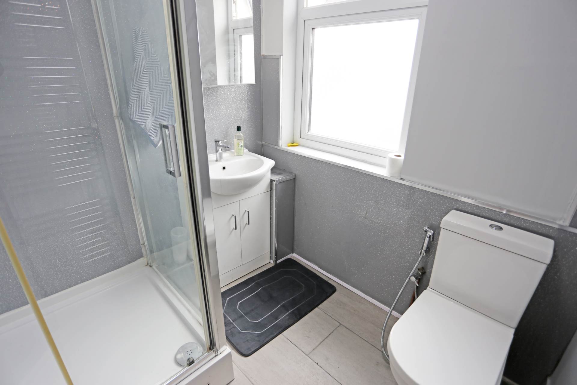 Hampton Road, Ilford, IG1, Image 12