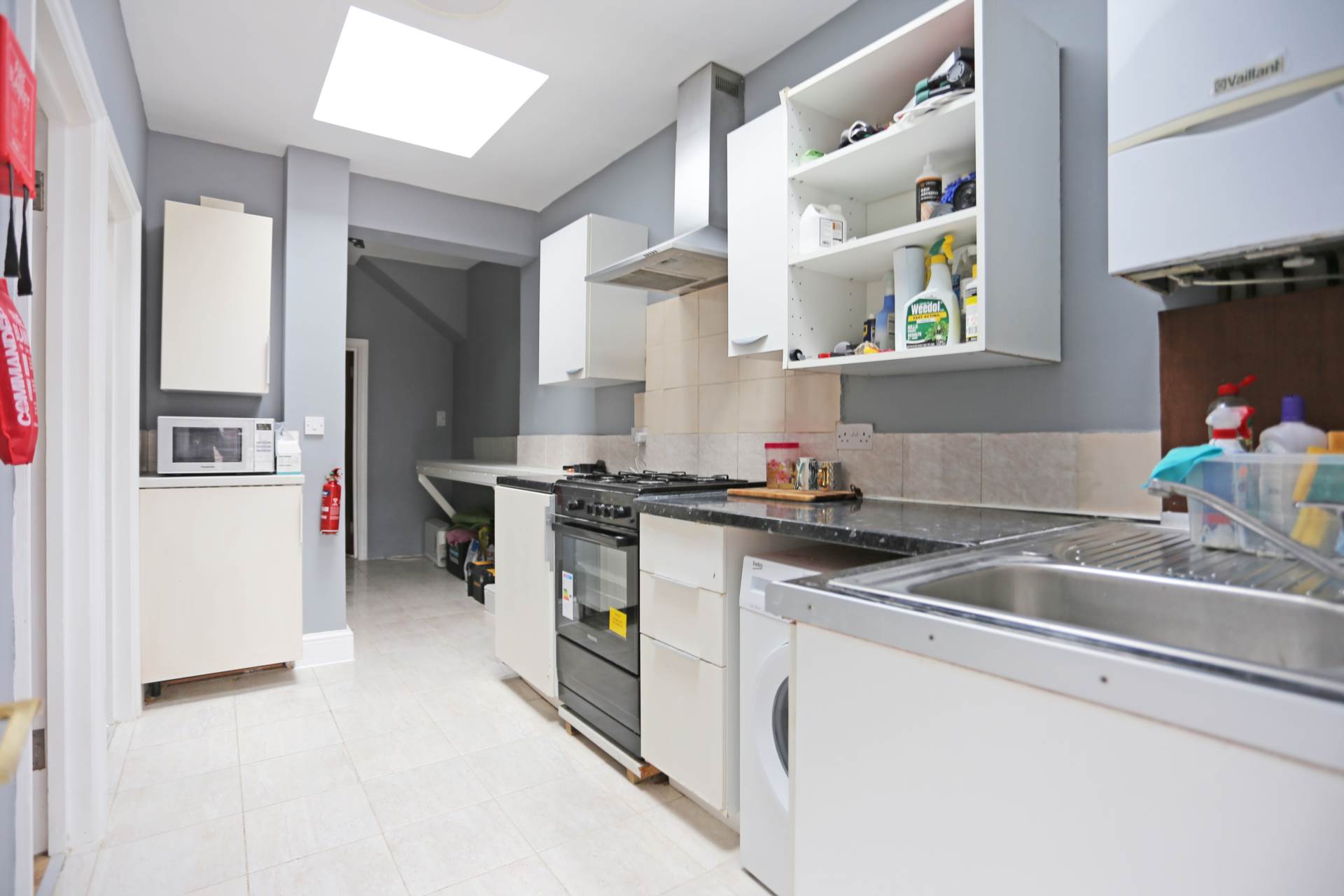 Hampton Road, Ilford, IG1, Image 2