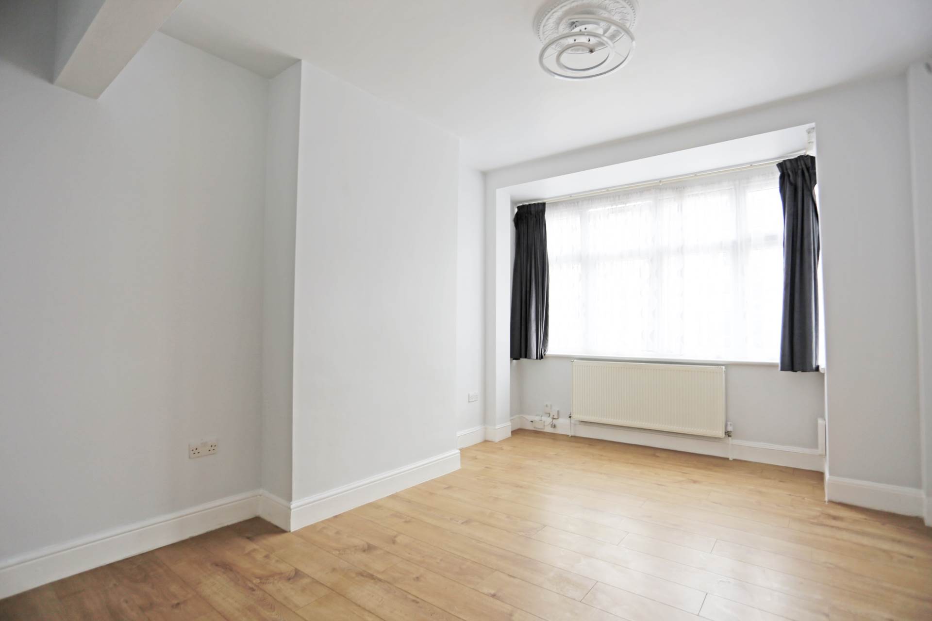 Hampton Road, Ilford, IG1, Image 6