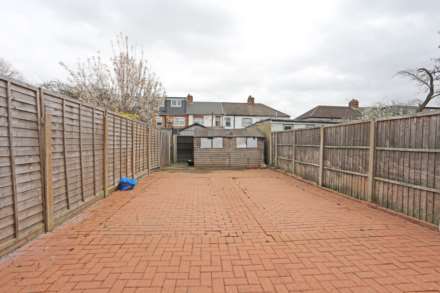 Hampton Road, Ilford, IG1, Image 15