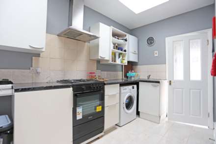 Hampton Road, Ilford, IG1, Image 3